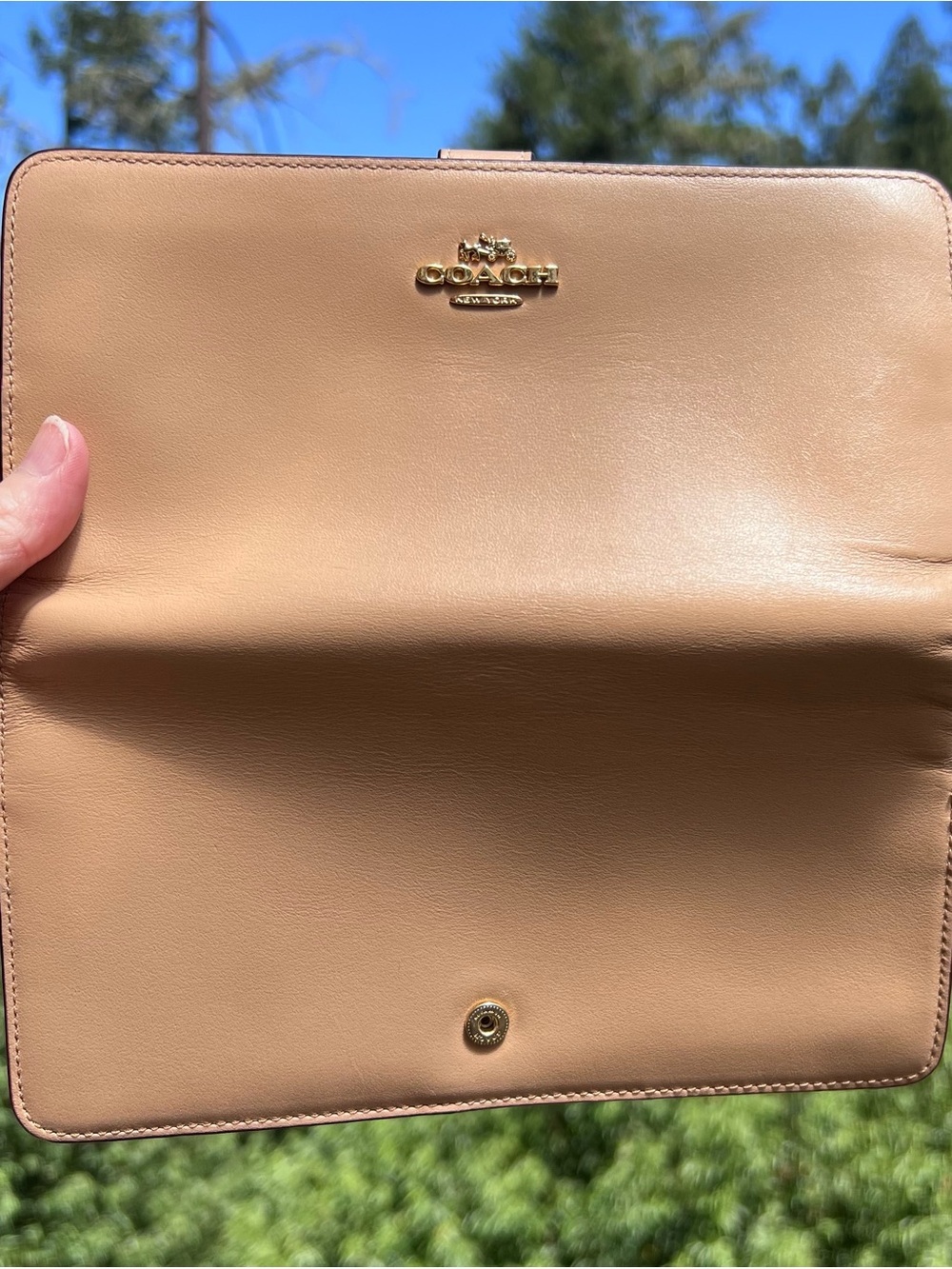 COACH Tan Leather Slim Wallet Credit Card Holder with Gold Hardware AUTHENTIC - Picture 7 of 13